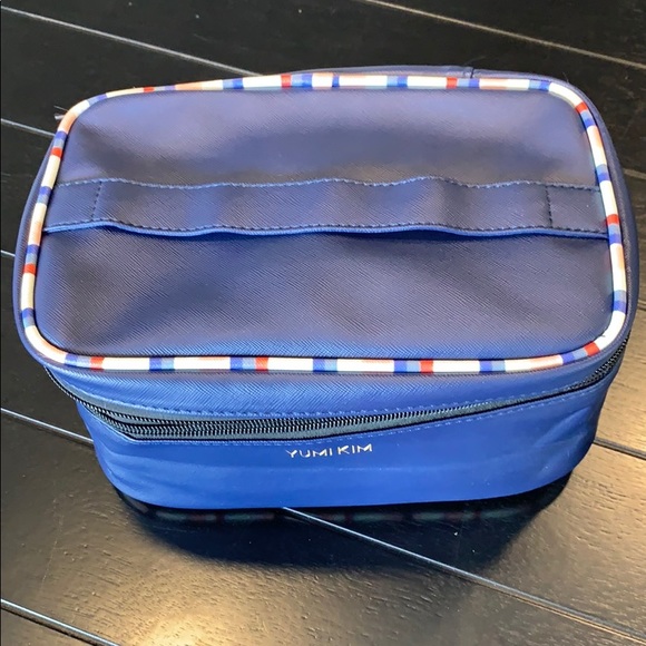 YUMI KIM Training Case - Picture 3 of 6